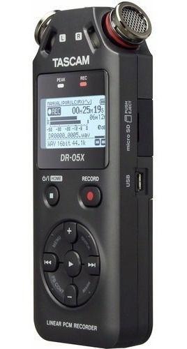 Gravador áudio portátil tascam dr-05x com microfone estéreo